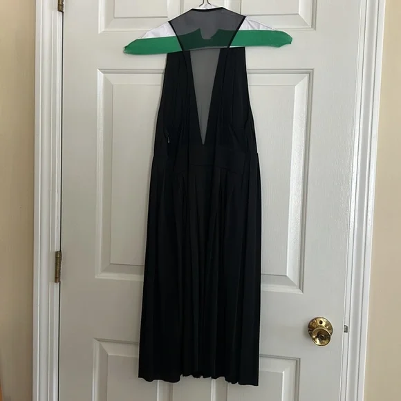 Moda International Ruffle Dress - Picture 4 of 10